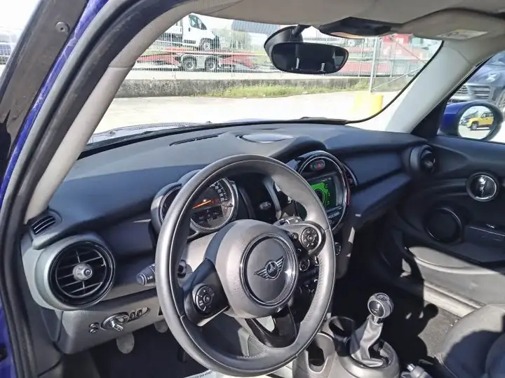MINI One