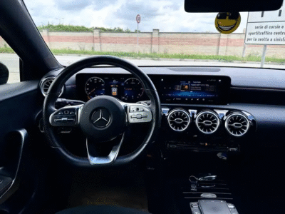 Mercedes-Benz A 180