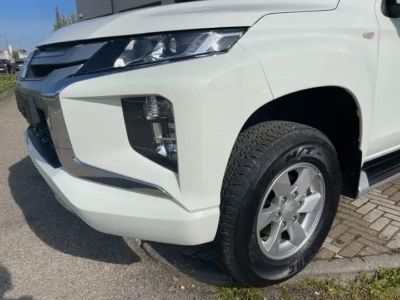 Mitsubishi L200