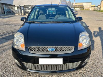 Ford Fiesta 5p 1.4 tdci