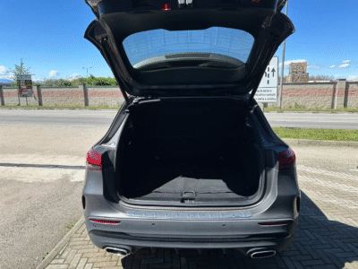 Mercedes-Benz GLA 200 d